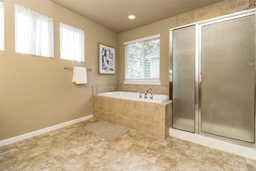 Property photo for 19619 10th Place S, Des Moines photo 24