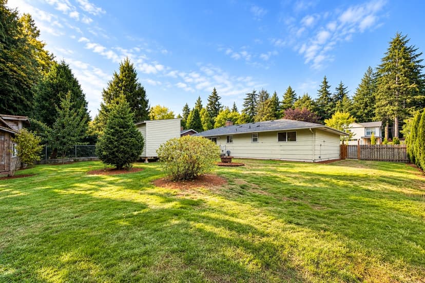 Property photo for 10603 NE 137th Place, Kirkland photo 27