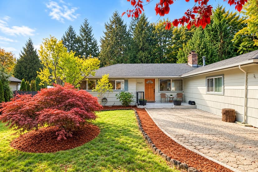 Property photo for 10603 NE 137th Place, Kirkland photo 2