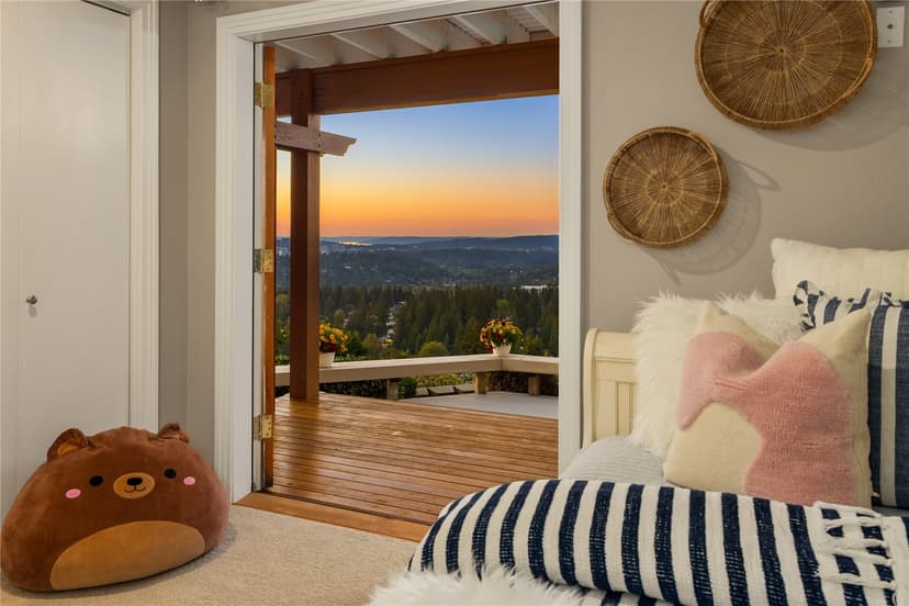 Property photo for 14100 SE 44th Street, Bellevue photo 42