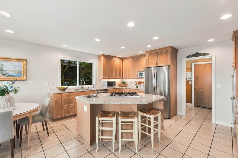 Property photo for 14100 SE 44th Street, Bellevue photo 19