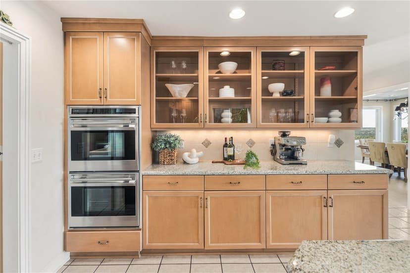 Property photo for 14100 SE 44th Street, Bellevue photo 15