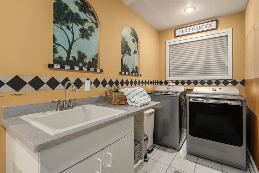 Property photo for 14100 SE 44th Street, Bellevue photo 43