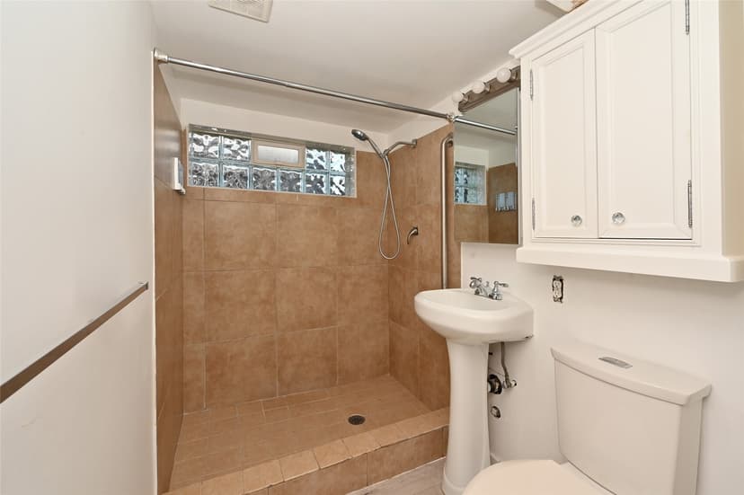 Property photo for 4434 28th Place W, Seattle photo 13