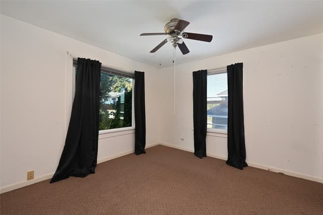 Property photo for 4434 28th Place W, Seattle photo 3