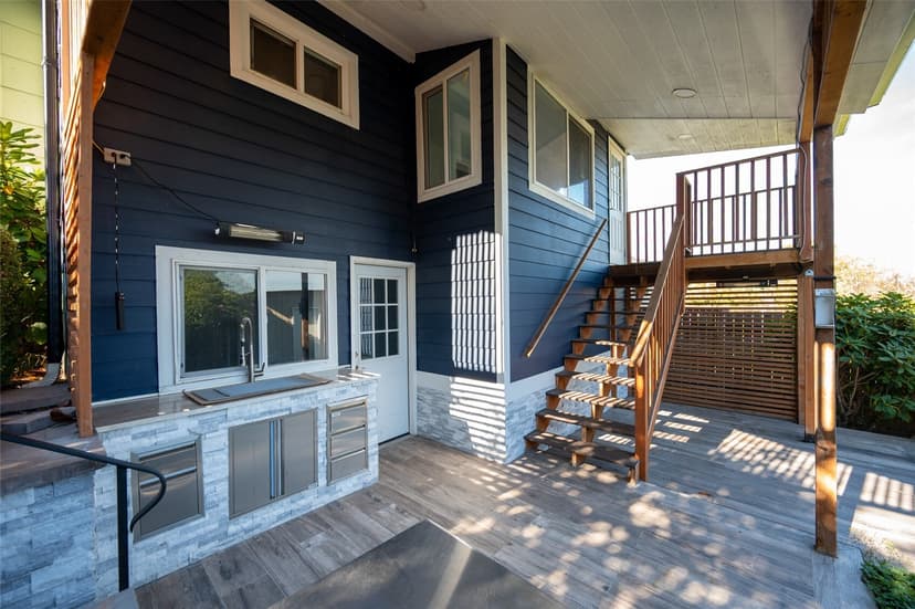 Property photo for 4434 28th Place W, Seattle photo 15