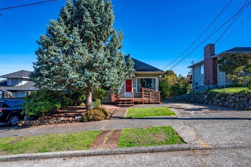 Property photo for 4434 28th Place W, Seattle photo 16