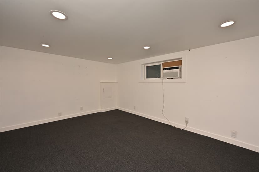 Property photo for 4434 28th Place W, Seattle photo 11