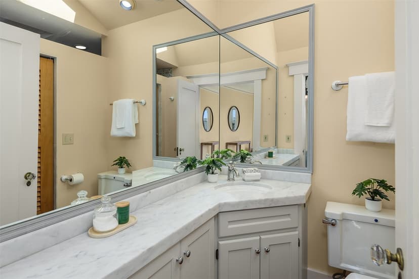 Property photo for 1429 33rd Avenue S, Seattle photo 25