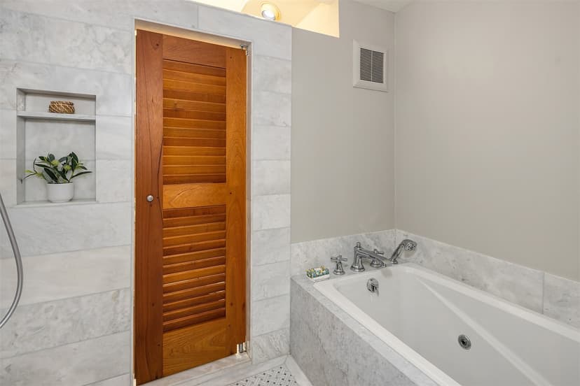 Property photo for 1429 33rd Avenue S, Seattle photo 27