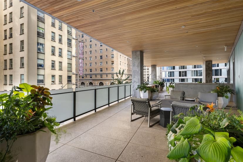 Property photo for 121 Stewart Street #501, Seattle photo 30