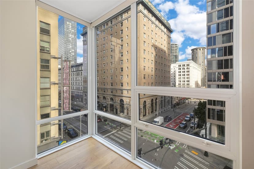 Property photo for 121 Stewart Street #501, Seattle photo 10