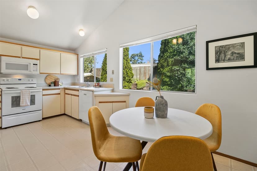 Property photo for 25312 45th Avenue S, Kent photo 13