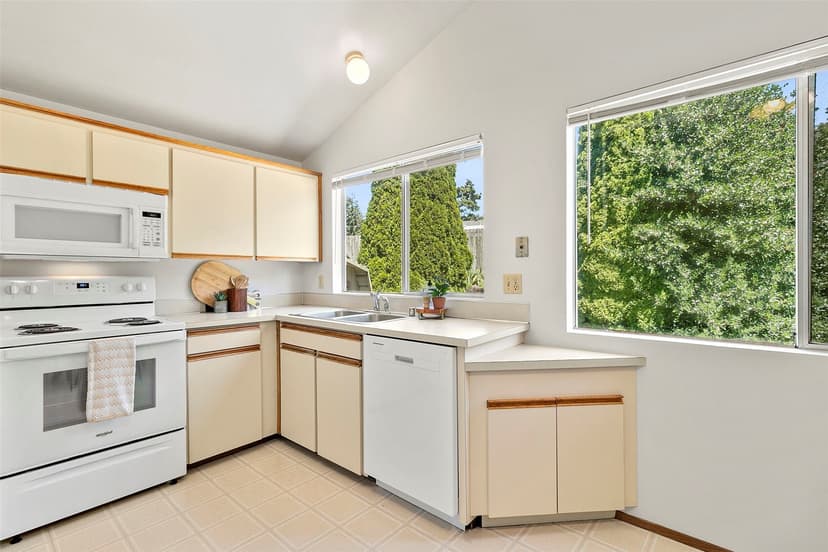 Property photo for 25312 45th Avenue S, Kent photo 9