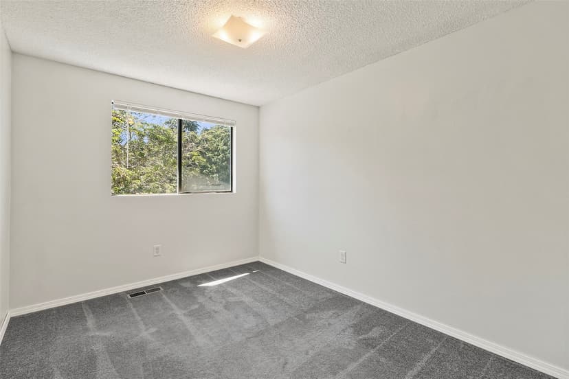Property photo for 25312 45th Avenue S, Kent photo 21