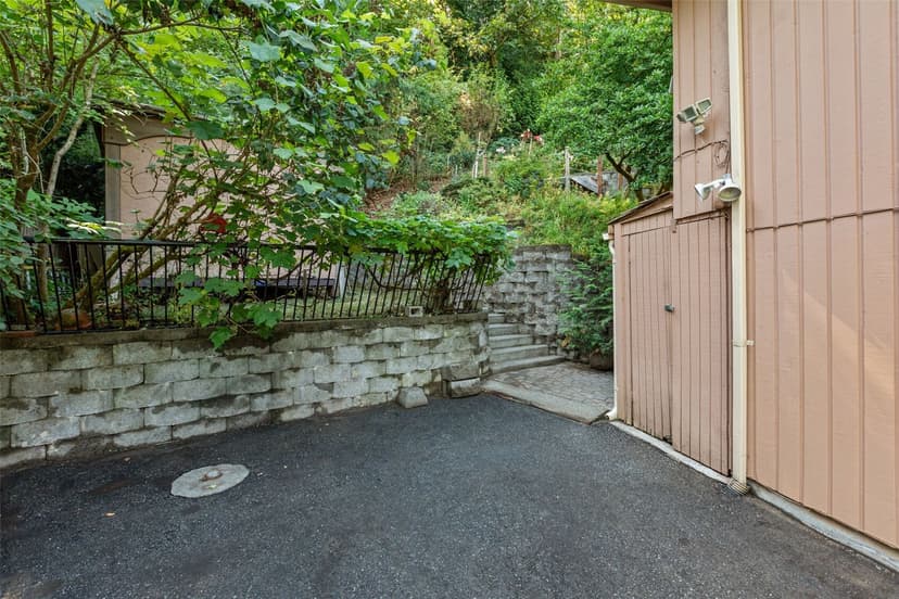 Property photo for 3811 SW Orchard Street, Seattle photo 38