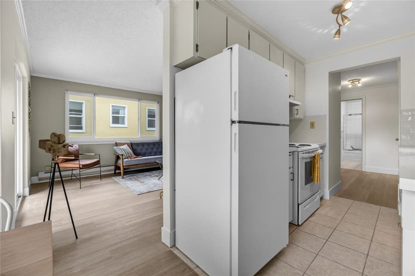 Property photo for 506 N 45th Street #302, Seattle photo 6