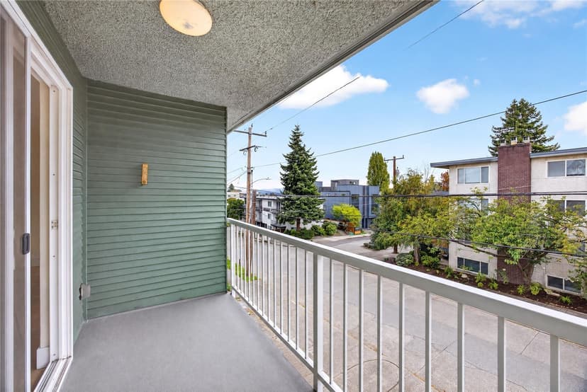 Property photo for 506 N 45th Street #302, Seattle photo 12