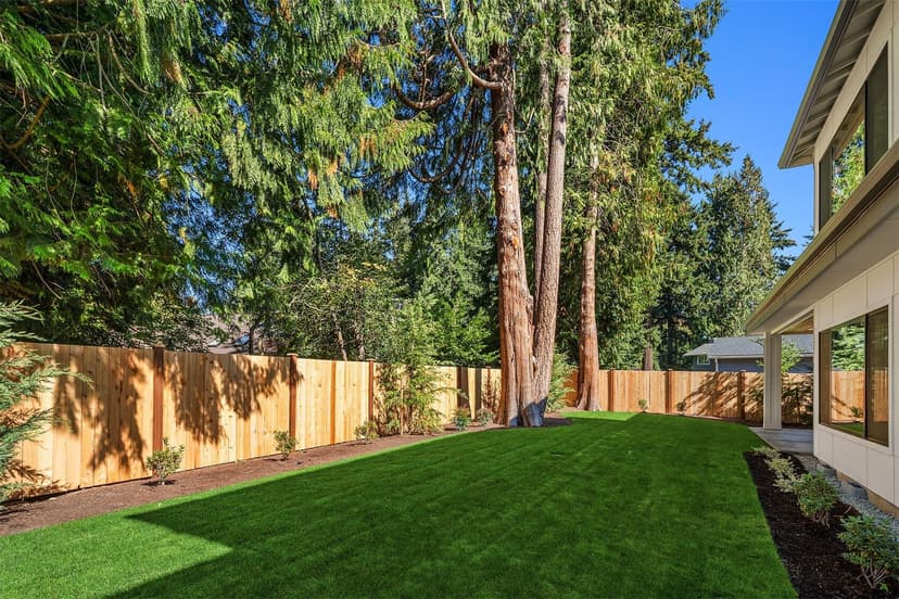 Property photo for 10452 NE 142nd Street, Kirkland photo 28