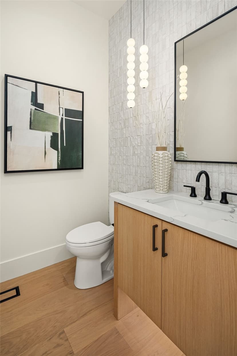 Property photo for 10452 NE 142nd Street, Kirkland photo 16