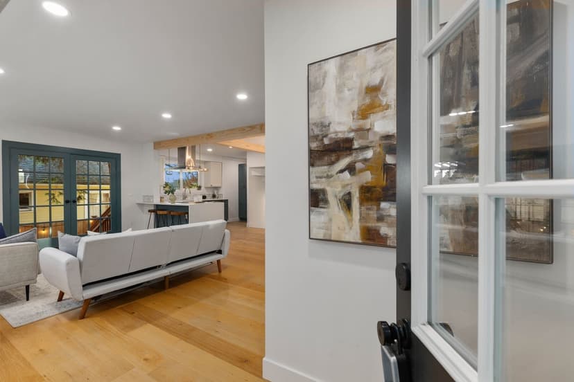 Property photo for 512 NW 44th Street, Seattle photo 4