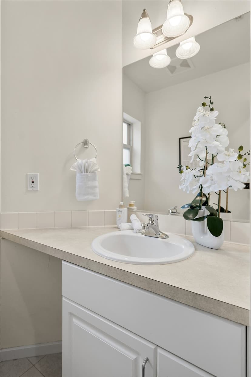 Property photo for 11570 Stone Avenue N #103A, Seattle photo 18