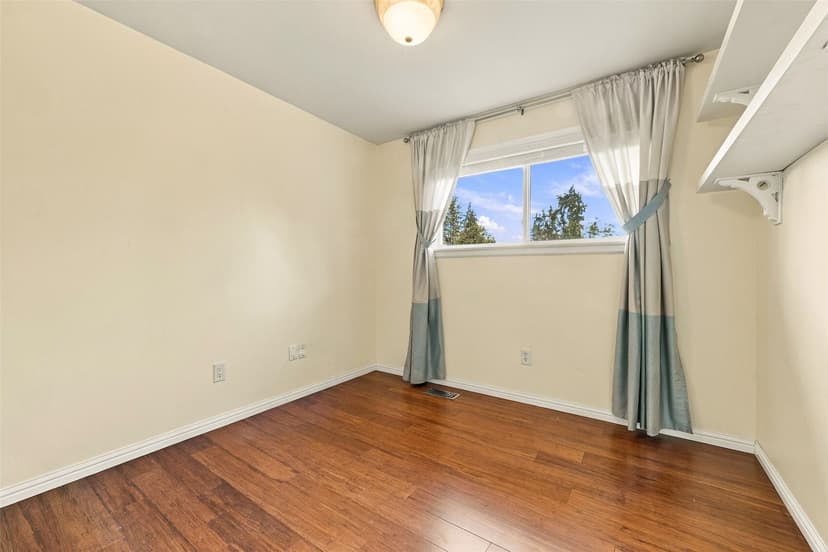 Property photo for 21314 124th Street SE, Kent photo 19