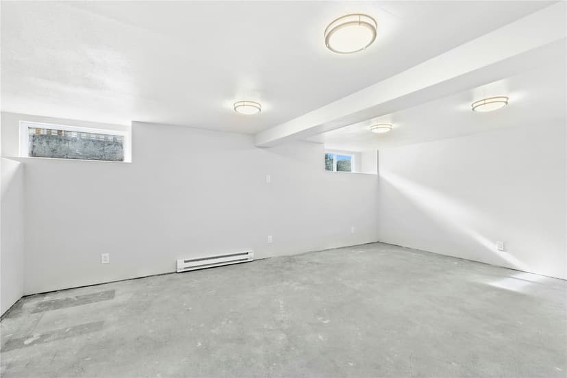 Property photo for 670 Dayton Avenue NE, Renton photo 23