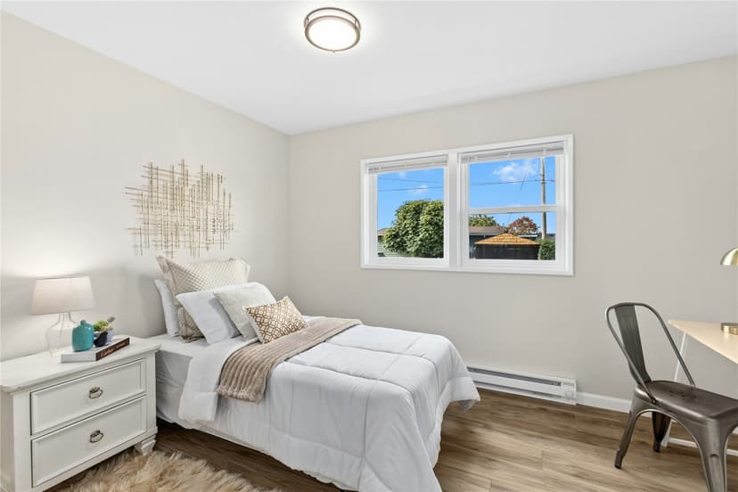 Property photo for 670 Dayton Avenue NE, Renton photo 17