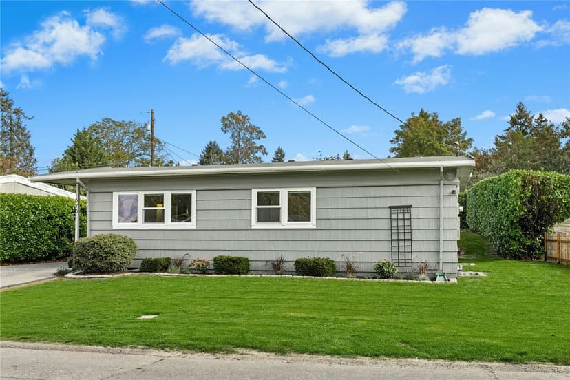 Property photo for 670 Dayton Avenue NE, Renton