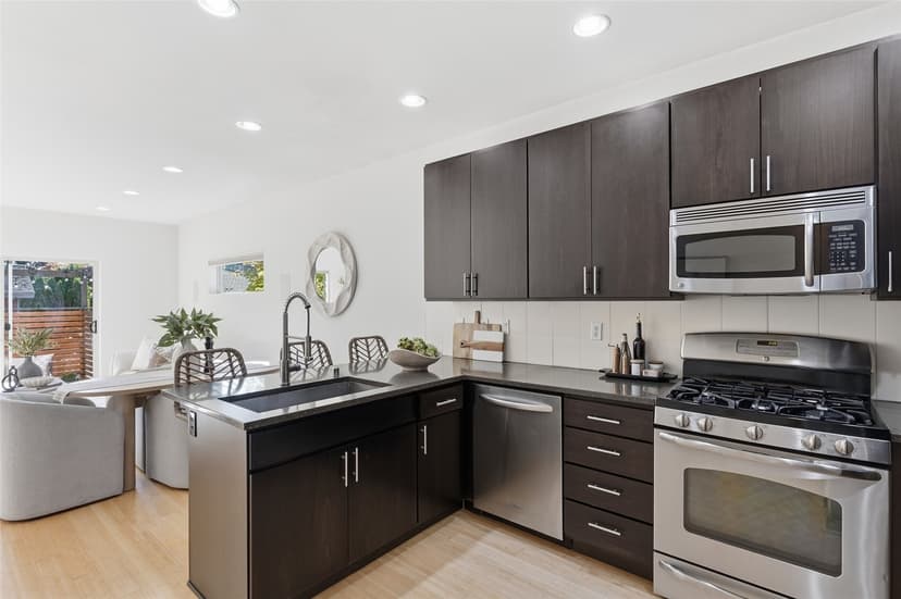 Property photo for 2105 N 89th Street, Seattle photo 12