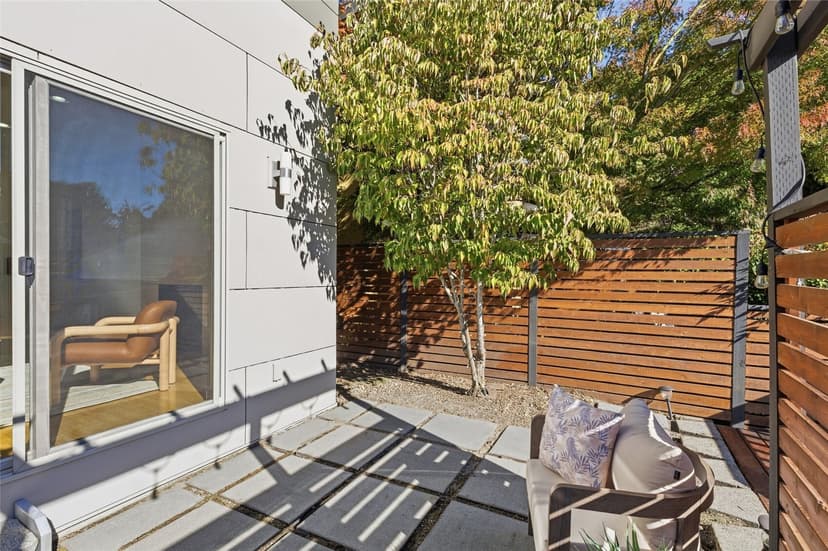 Property photo for 2105 N 89th Street, Seattle photo 28