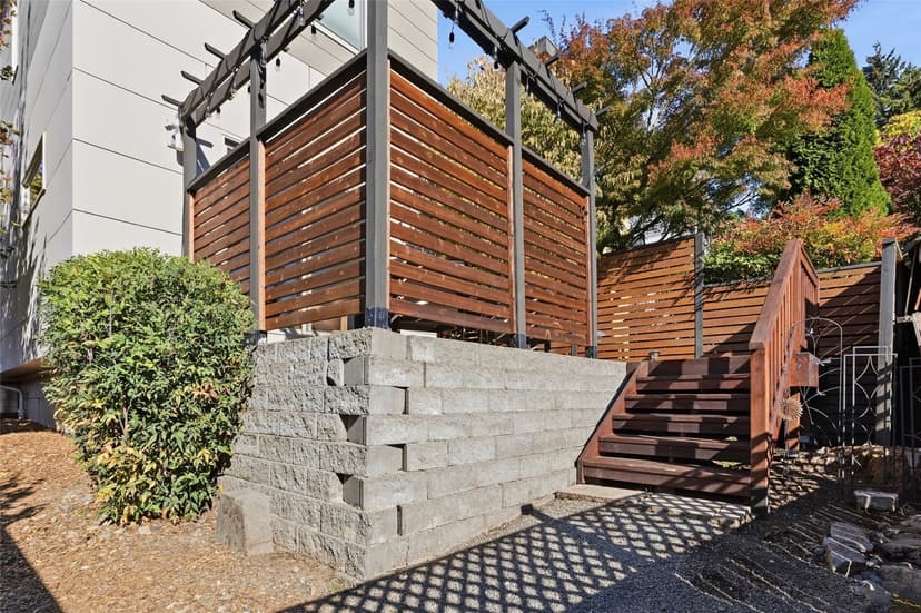 Property photo for 2105 N 89th Street, Seattle photo 31