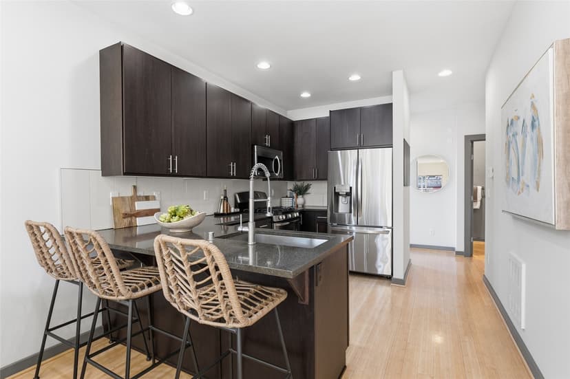 Property photo for 2105 N 89th Street, Seattle photo 11