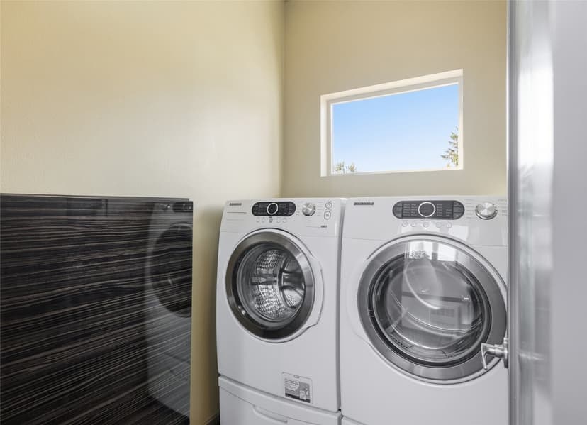 Property photo for 2105 N 89th Street, Seattle photo 19