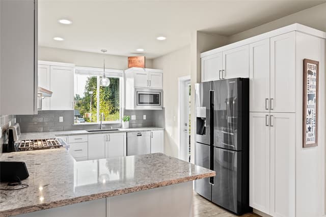 Property photo for 12718 35th Avenue SE #G-3, Everett photo 3