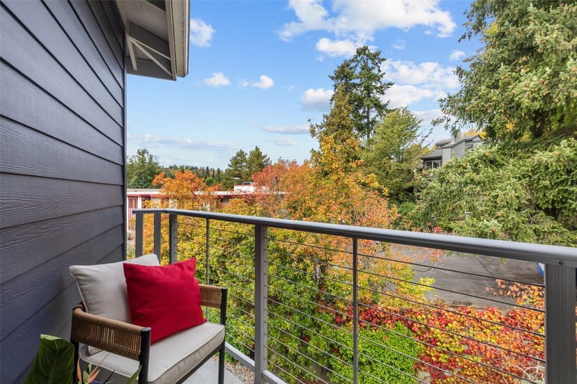 Property photo for 11920 98th Avenue NE #301, Kirkland photo 15