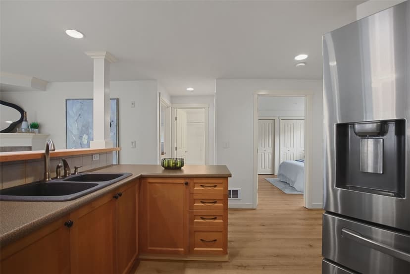 Property photo for 11920 98th Avenue NE #301, Kirkland photo 8