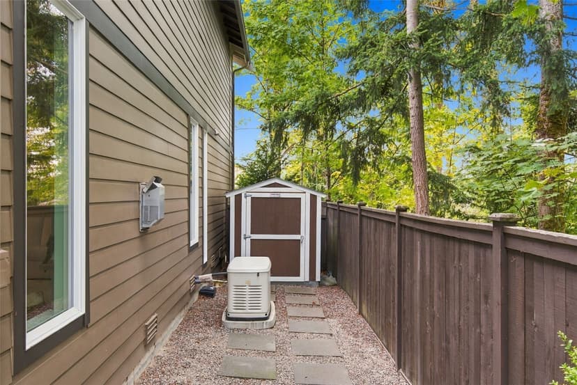 Property photo for 1765 Olympia Court SE, Renton photo 32