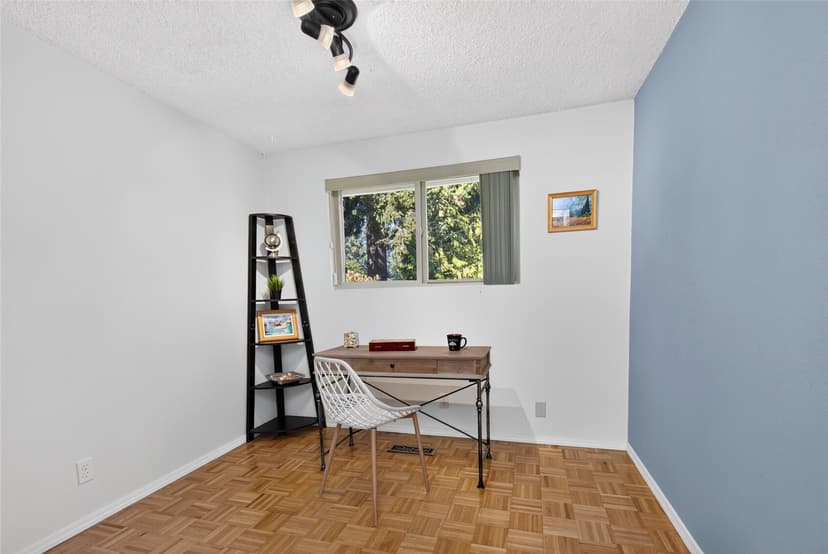 Property photo for 6 156th Place SW, Bothell photo 13