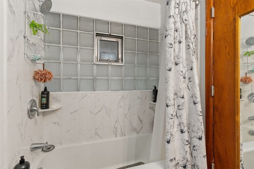 Property photo for 402 Pike Street NE, Auburn photo 26