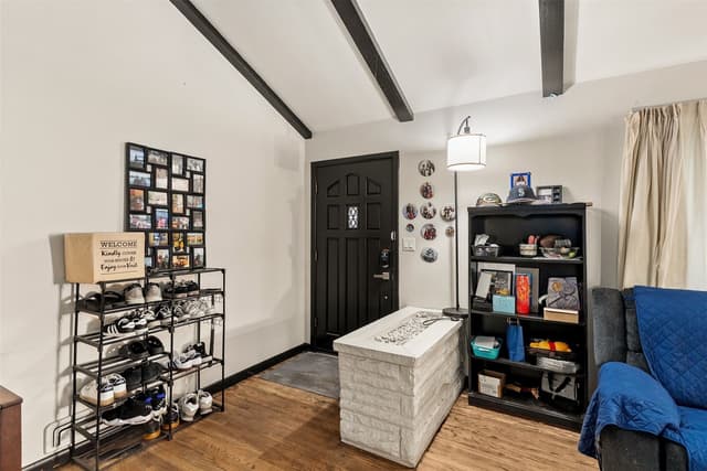 Property photo for 402 Pike Street NE, Auburn photo 5
