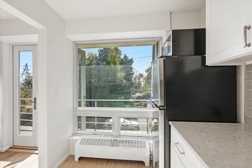 Property photo for 530 W Olympic Place #206, Seattle photo 9