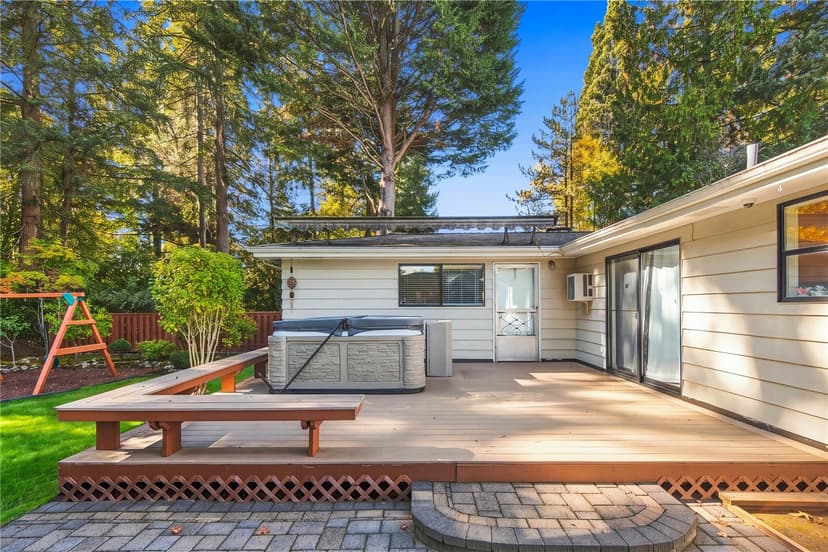 Property photo for 12441 NE 2nd Street, Bellevue photo 14