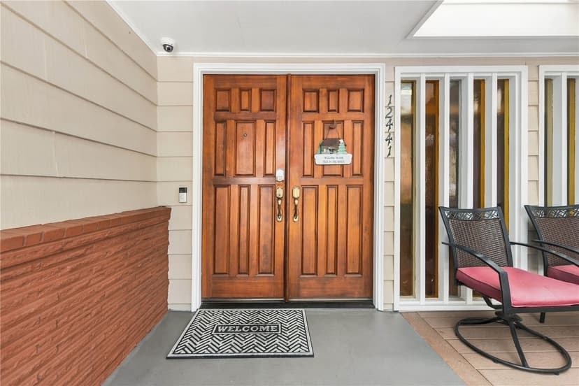 Property photo for 12441 NE 2nd Street, Bellevue photo 6