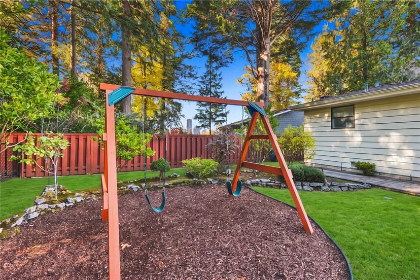 Property photo for 12441 NE 2nd Street, Bellevue photo 16