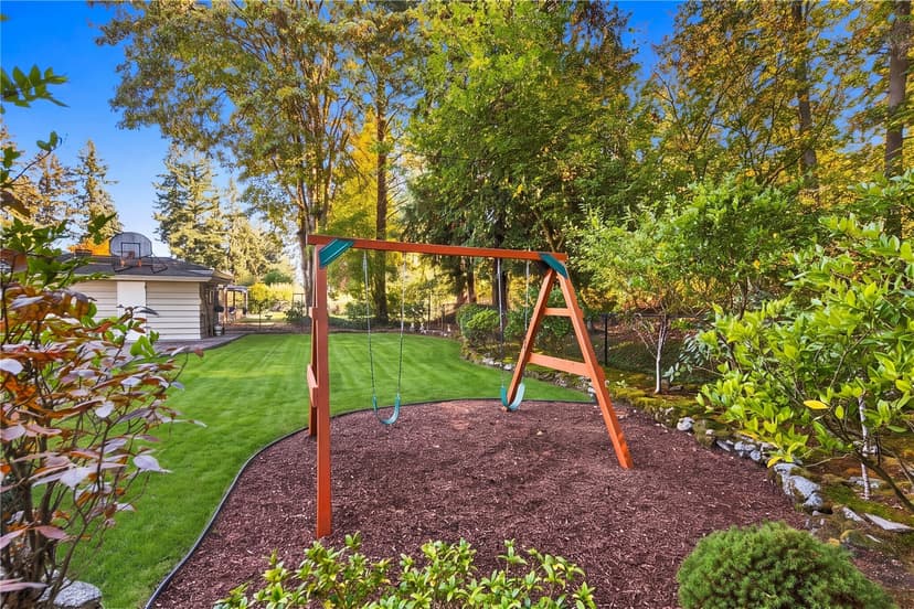 Property photo for 12441 NE 2nd Street, Bellevue photo 18