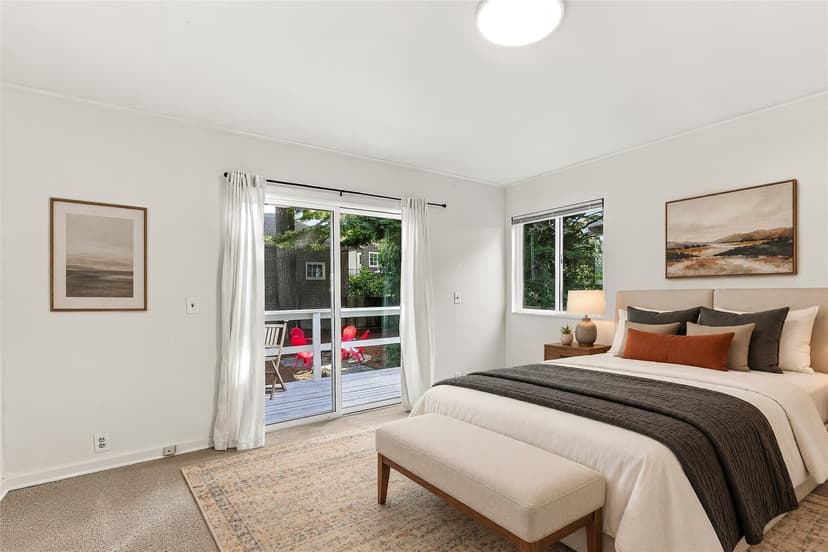 Property photo for 5756 25th Avenue NE, Seattle photo 11