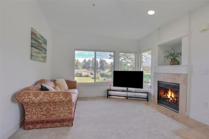 Property photo for 11130 SE 208th St #M-202, Kent photo 4