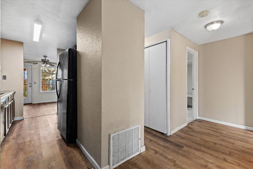 Property photo for 12526 SE 32nd Street #30, Bellevue photo 23